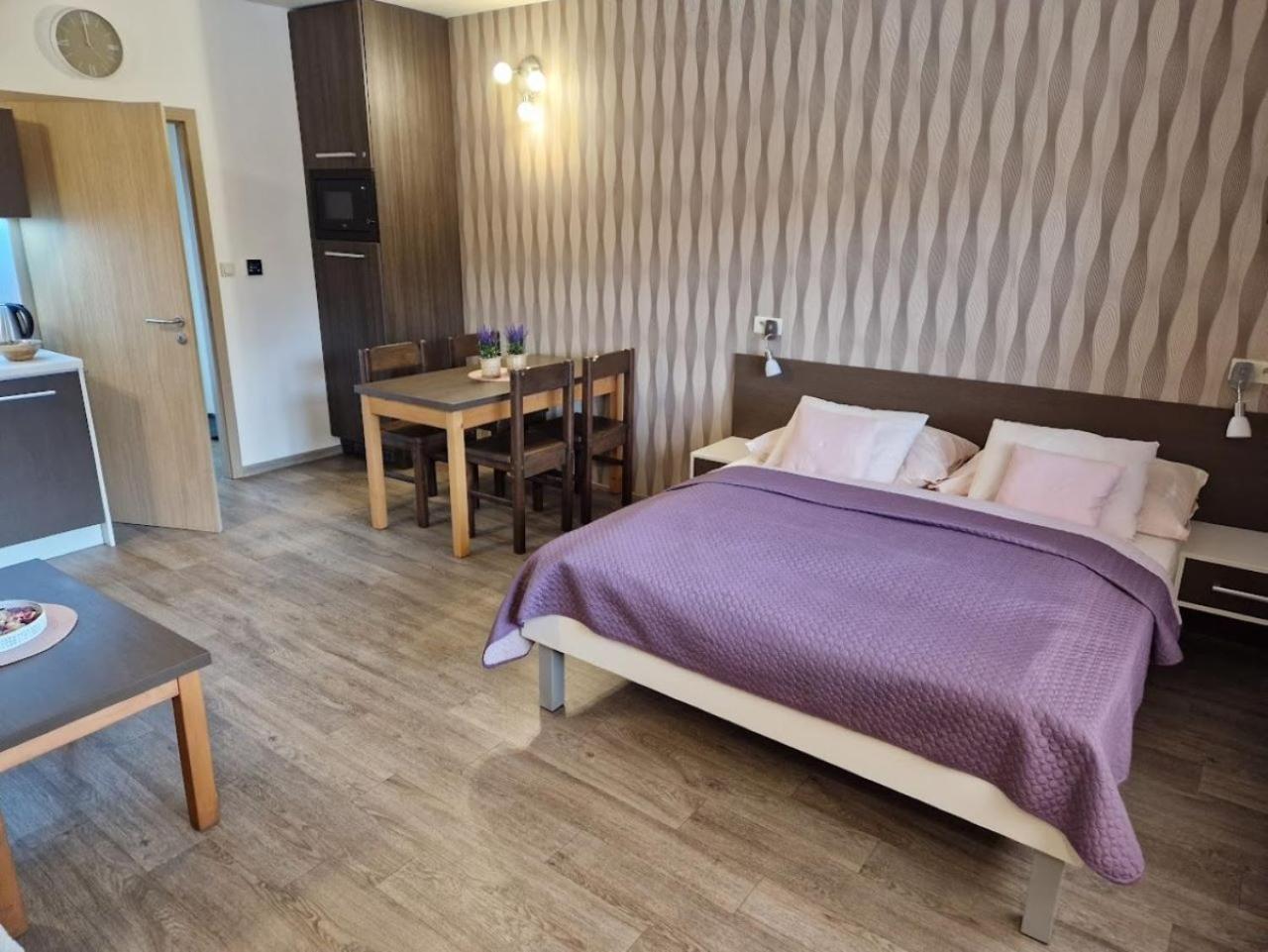 Apartmany Sophia 5 A 6 Велке Лосины Экстерьер фото